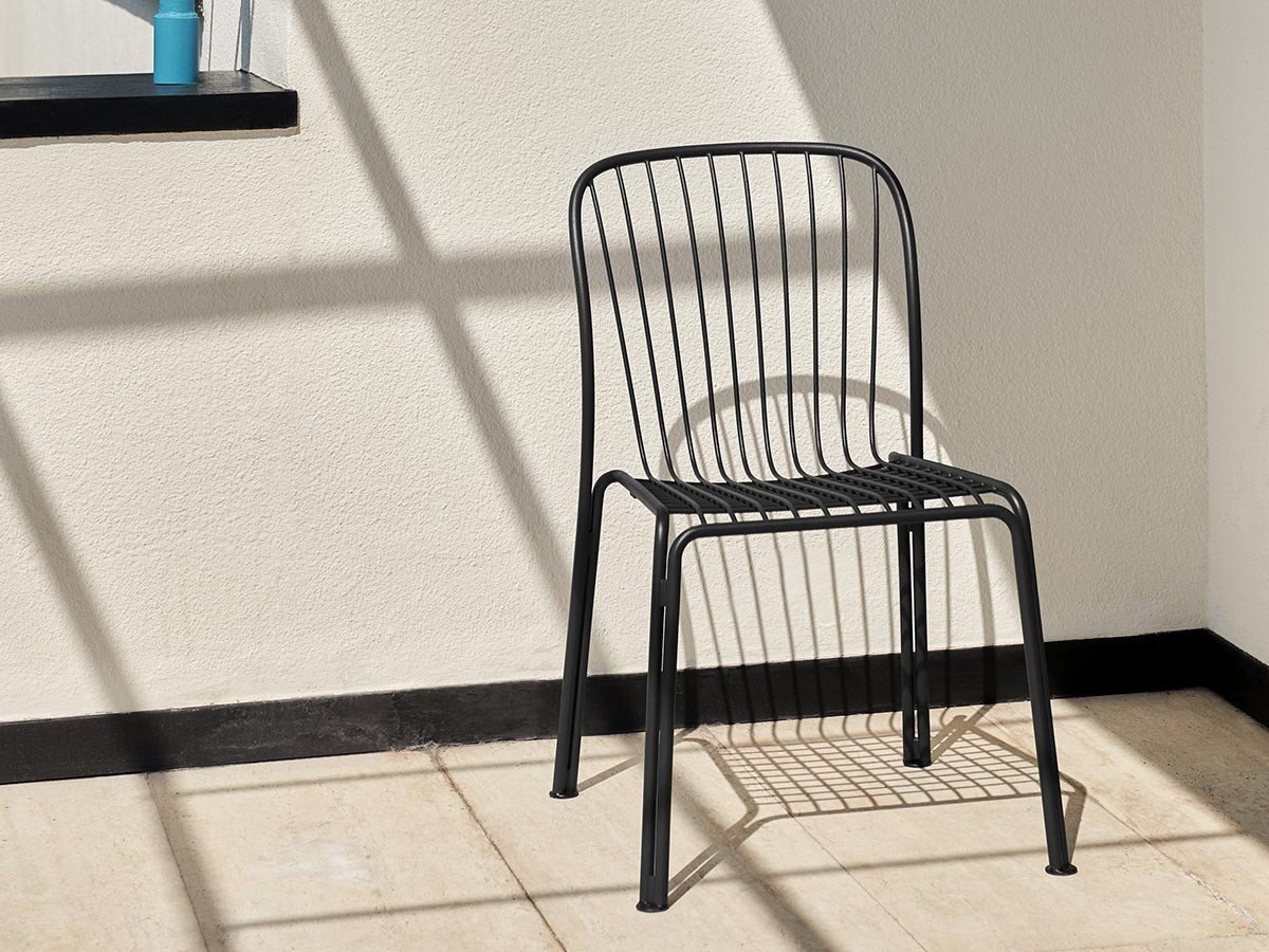 【アンドトラディション/&Tradition / GOODS】のThorvald Side Chair SC94 / トーバル サイドチェア SC94 インテリア・キッズ・メンズ・レディースファッション・服の通販 founy(ファニー) 　送料無料　Free Shipping　アウトドア　Outdoor Clothing　コレクション　Collection, Seasonal Line　モダン　Modern, Contemporary　モチーフ　Motif, Design Theme　ウォームブラック|ID: prp329100004944201 ipo3291000000037110103