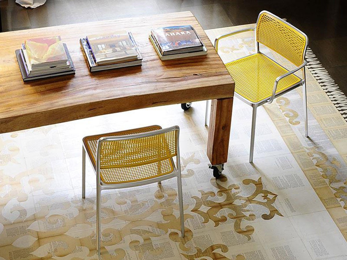 【カルテル/Kartell / GOODS】のAUDREY / オードリーアーム(ホワイトフレーム) インテリア・キッズ・メンズ・レディースファッション・服の通販 founy(ファニー) 　送料無料　Free Shipping　アウトドア　Outdoor Clothing　ドット　Polka Dot, Dot Pattern　フレーム　Frame, Outline　参考イメージ|ID: prp329100004944211 ipo3291000000037110160