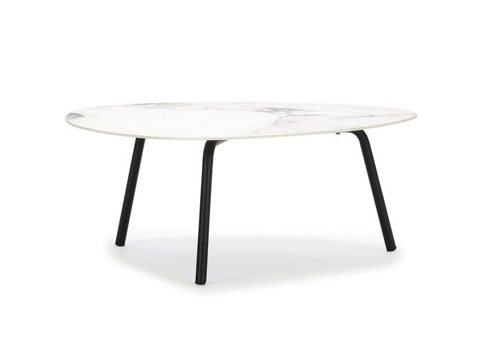 【エムエム/emuemu / GOODS】のTerramare Coffee Table M / テラマーレ コーヒーテーブル M インテリア・キッズ・メンズ・レディースファッション・服の通販 founy(ファウニー) https://founy.com/ 送料無料 Free Shipping テーブル Table, Dining Table フォルム Silhouette, Form ホーム・キャンプ・アウトドア・お取り寄せ Home Living / Home & Lifestyle / Camping Gear / Outdoor Camping 家具・インテリア Home Furniture & Interior. Stylish & Functional Living Spaces テーブル Dining, Coffee & Side Tables ローテーブル・センターテーブル Coffee & Center Tables |ID: prp329100004944394 ipo3291000000037111149