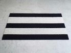 【チルウィッチ/chilewich / GOODS】のBold Stripe Shag Mat / ボールドストライプ シャグマット ブラック / ホワイト、サイズ:71 × 46cm|ID: prp329100004944622 ipo3291000000037112581