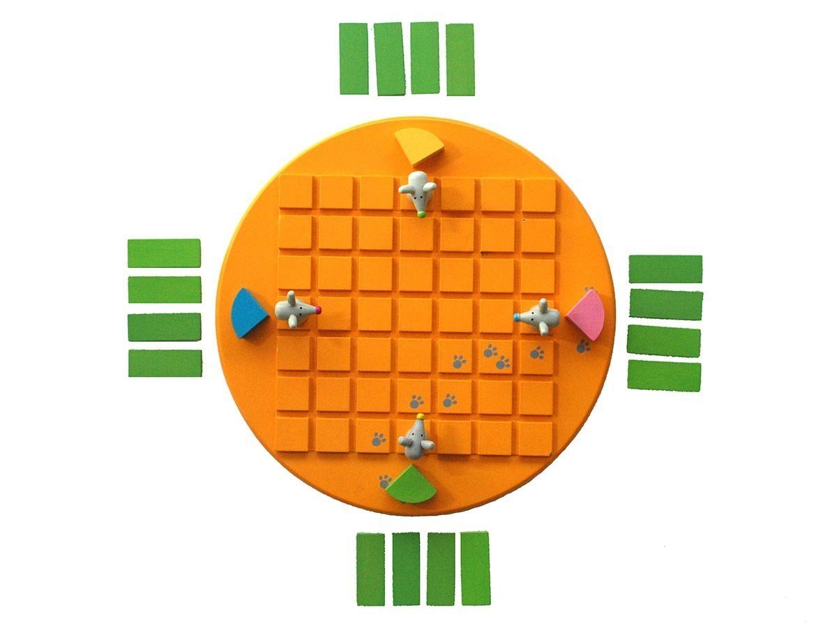 【ギガミック/Gigamic / GOODS】のQuoridor Kids / コリドール・キッズ インテリア・キッズ・メンズ・レディースファッション・服の通販 founy(ファニー) 　ベビー　Baby, Babywear　ホーム・キャンプ・アウトドア・お取り寄せ　Home Living / Home & Lifestyle / Camping Gear / Outdoor Camping　家具・インテリア　Home Furniture & Interior. Stylish & Functional Living Spaces　キッズ家具　Children's Furniture & Storage　遊び方|フェンスは等分にして自分の手元に置きます。4人で遊ぶ場合はフェンスは4枚ずつ、3人の場合は5|ID: prp329100004944902 ipo3291000000037115968