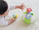 【ジェニ/GENI / GOODS】のふりふり みつばち / ふりふり みつばち みつばちや花のラトルは、振るとリンリン・カラカラ、葉っぱを握るとカシャカシャと様々な音のしかけが入っ|ID: prp329100004944930 ipo3291000000037116164