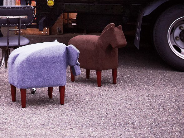 【スウィッチ/SWITCH / GOODS】のFrien Zoo Stool Dog / フレンズー スツール(ドッグ) インテリア・キッズ・メンズ・レディースファッション・服の通販 founy(ファニー) 　送料無料　Free Shipping　ベビー　Baby, Babywear　犬　Dog　ホーム・キャンプ・アウトドア・お取り寄せ　Home Living / Home & Lifestyle / Camping Gear / Outdoor Camping　家具・インテリア　Home Furniture & Interior. Stylish & Functional Living Spaces　チェア・椅子　Seating & Chairs　スツール・バースツール　Stools & Bar Stools　ホーム・キャンプ・アウトドア・お取り寄せ　Home Living / Home & Lifestyle / Camping Gear / Outdoor Camping　家具・インテリア　Home Furniture & Interior. Stylish & Functional Living Spaces　キッズ家具　Children's Furniture & Storage　|ID: prp329100004945075 ipo3291000000037116956