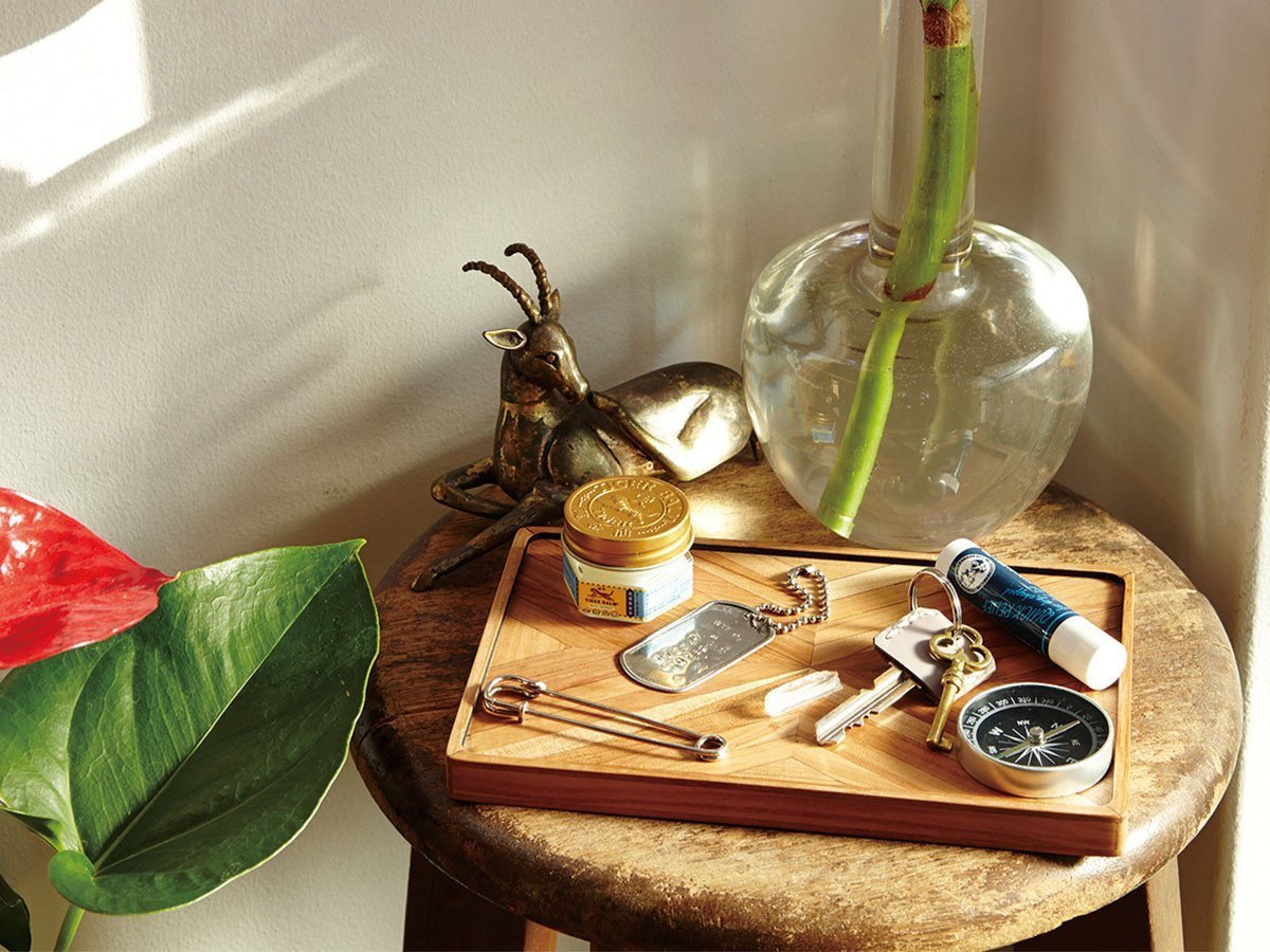 【木村木品製作所/Kimura Woodcraft Factory / GOODS】のCHITOSE Stand Mirror / ちとせ りんごの木のミラー スタンド式 インテリア・キッズ・メンズ・レディースファッション・服の通販 founy(ファニー) 　送料無料　Free Shipping　スタンド　Stand Collar, Upright Stand　モチーフ　Motif, Design Theme　ホーム・キャンプ・アウトドア・お取り寄せ　Home Living / Home & Lifestyle / Camping Gear / Outdoor Camping　家具・インテリア　Home Furniture & Interior. Stylish & Functional Living Spaces　ミラー・ドレッサー　Mirrors & Dressers　壁掛けミラー・全身鏡・スタンドミラー　Wall Mirror　ホーム・キャンプ・アウトドア・お取り寄せ　Home Living / Home & Lifestyle / Camping Gear / Outdoor Camping　家具・インテリア　Home Furniture & Interior. Stylish & Functional Living Spaces　ミラー・ドレッサー　Mirrors & Dressers　ドレッサー・ミラー付き化粧台　Vanity Table for Bedroom　タイプ:白神山地|ID: prp329100004945397 ipo3291000000037118789