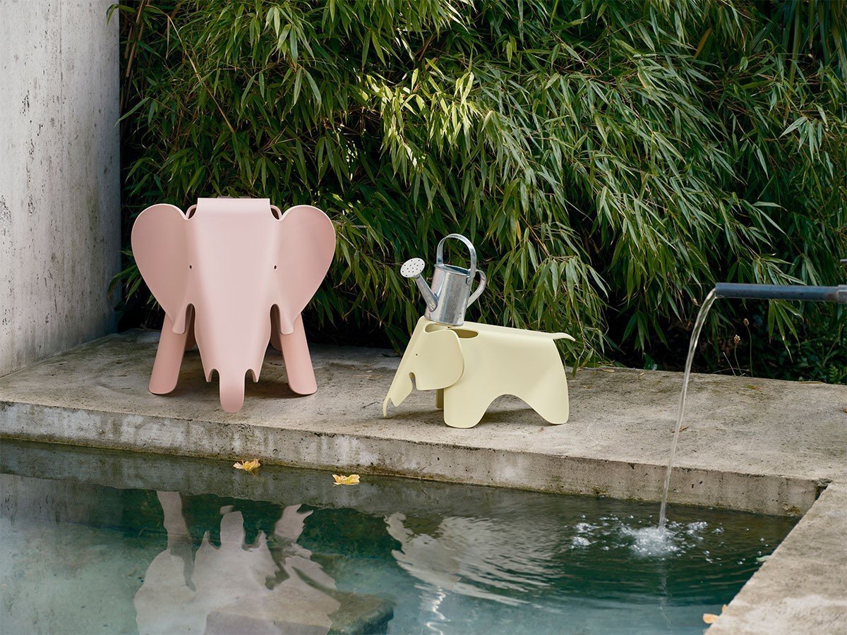 【ヴィトラ/Vitra / GOODS】のEames Elephant RE / イームズ エレファント RE インテリア・キッズ・メンズ・レディースファッション・服の通販 founy(ファニー) 　送料無料　Free Shipping　左:本商品、右:サイズ違いの「スモール」|ID: prp329100004945973 ipo3291000000037122014