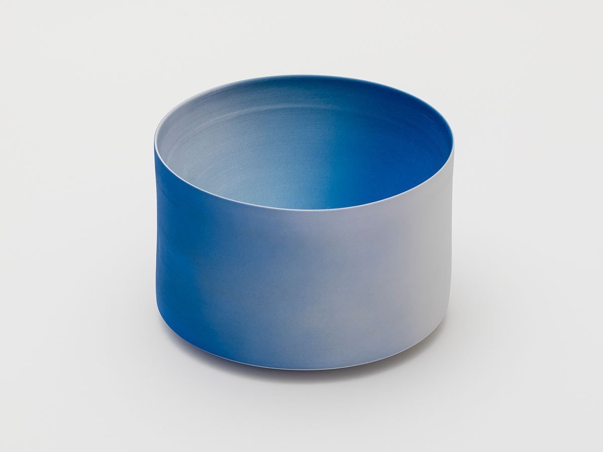 【ニーゼロイチロク/2016 / GOODS】のKueng Caputo Bowl 160 / クーン・カプート ボウル 160 インテリア・キッズ・メンズ・レディースファッション・服の通販 founy(ファニー) 　送料無料　Free Shipping　グラデーション　Gradient, Ombre　コレクション　Collection, Seasonal Line　フラワー　Flower, Floral　プレート　Plate, Dish　ライトブルー × ブルー|ID: prp329100004945975 ipo3291000000037122023