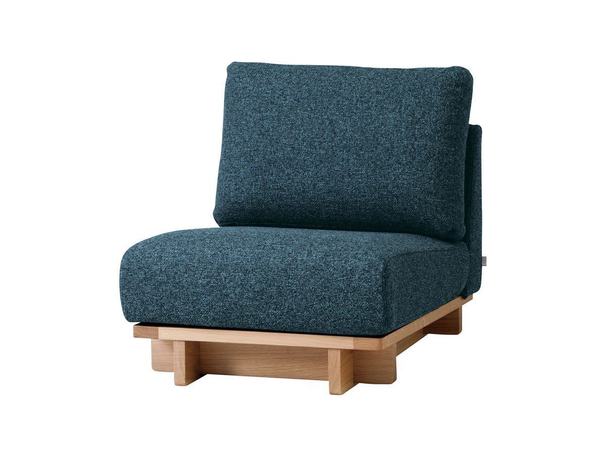 【シーヴ/SIEVE / GOODS】のcrossing sofa 1seater / クロッシングソファ 1人掛け インテリア・キッズ・メンズ・レディースファッション・服の通販 founy(ファニー) 　ウッド　Wooden Design　クッション　Cushion, Throw Pillow　フレーム　Frame, Outline　リラックス　Relax, Relaxed Fit　ホーム・キャンプ・アウトドア・お取り寄せ　Home Living / Home & Lifestyle / Camping Gear / Outdoor Camping　家具・インテリア　Home Furniture & Interior. Stylish & Functional Living Spaces　ソファー　Couches & Sofas　張地:ブルー|ID: prp329100004946587 ipo3291000000037125806