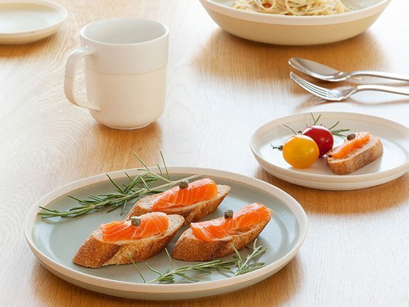 【ヒイロ/hiiro / GOODS】のSora Plate L / そら プレート L インテリア・キッズ・メンズ・レディースファッション・服の通販 founy(ファニー) 　テーブル　Table, Dining Table　プレート　Plate, Dish　皿　Plate, Dish　色違いで揃えても統一感のあるテーブルコーディネートをお楽しみいただけます。|ID: prp329100004946686 ipo3291000000037126291