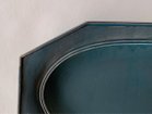 【ミシンポタリークリエーション/MISHIM POTTERY CREATION / GOODS】のStiLL octagon “year”plate L 2026 / スティル オクタゴン イヤープレート L 2026(藍墨茶) 制作工程上、色を掛け流す際につく指跡や、絵の具の飛沫跡、細かな黒点(窯の中に残る鉄分が付着したもの)|ID: prp329100004946701 ipo3291000000037126355
