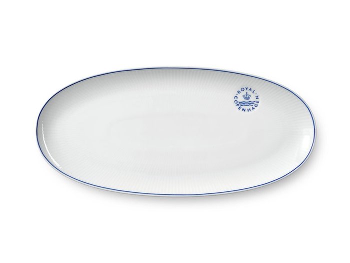 【ロイヤル コペンハーゲン/Royal Copenhagen / GOODS】のBlue Line Long Oval Dish / ブルーライン ロングオーバルディッシュ 37cm インテリア・キッズ・メンズ・レディースファッション・服の通販 founy(ファニー) https://founy.com/ 送料無料 Free Shipping シンプル Simple, Minimal テーブル Table, Dining Table プレート Plate, Dish 手描き Hand-Drawn, Illustrated 皿 Plate, Dish |ID: prp329100004946879 ipo3291000000037127022