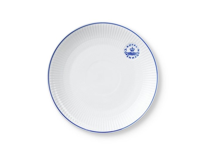 【ロイヤル コペンハーゲン/Royal Copenhagen / GOODS】のBlue Line Coupe Plate 19 / ブルーライン クーププレート 19cm インテリア・キッズ・メンズ・レディースファッション・服の通販 founy(ファニー) https://founy.com/ シェイプ Shape, Slim Fit シンプル Simple, Minimal テーブル Table, Dining Table デザート Dessert, Sweet Treat プレート Plate, Dish 手描き Hand-Drawn, Illustrated 皿 Plate, Dish |ID: prp329100004946882 ipo3291000000037127030