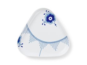 【ロイヤル コペンハーゲン/Royal Copenhagen / GOODS】のBlue Fluted Mega Dish Triangle / ブルーフルーテッド メガ ディッシュ トライアングル 人気、トレンドファッション・服の通販 founy(ファニー) 送料無料 Free Shipping コレクション Collection, Seasonal Line テーブル Table, Dining Table トライアングル Triangle, Triangular Shape ハンド Hand, Handmade プレート Plate, Dish モチーフ Motif, Design Theme 人気 Popular, Best Seller 皿 Plate, Dish |ID:prp329100004946953
