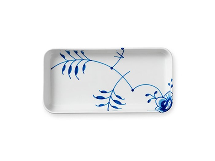 【ロイヤル コペンハーゲン/Royal Copenhagen / GOODS】のBlue Fluted Mega Dish 24 / ブルーフルーテッド メガ ディッシュ 24cm インテリア・キッズ・メンズ・レディースファッション・服の通販 founy(ファニー) https://founy.com/ 送料無料 Free Shipping コレクション Collection, Seasonal Line テーブル Table, Dining Table ハンド Hand, Handmade プレート Plate, Dish モチーフ Motif, Design Theme 人気 Popular, Best Seller 皿 Plate, Dish |ID: prp329100004946955 ipo3291000000037127241