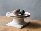 【ミシンポタリークリエーション/MISHIM POTTERY CREATION / GOODS】のStiLL round plate L + stand / スティル ラウンドプレート L + スタンド(胡粉) |ID: prp329100004947324 ipo3291000000037128297
