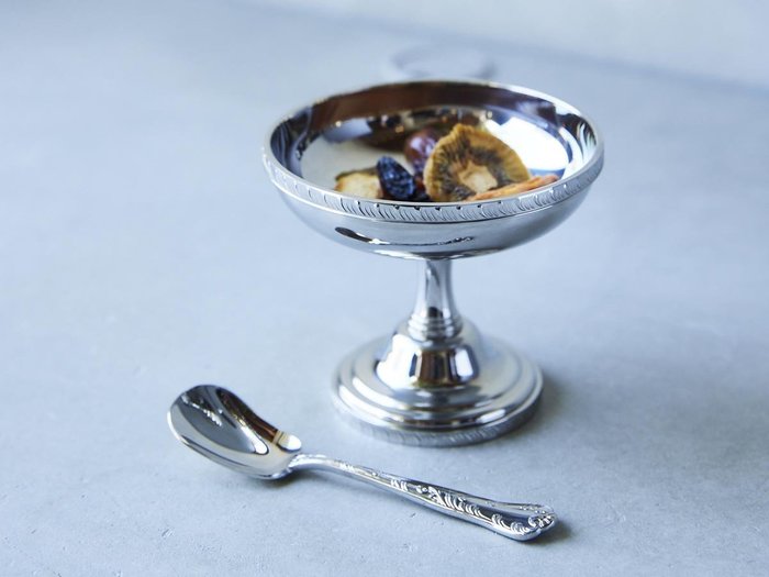 【アズイットイズ/AS IT IS / GOODS】のIcecream Cup & Spoon / アイスクリームカップ & スプーン(シルバー) インテリア・キッズ・メンズ・レディースファッション・服の通販 founy(ファニー) https://founy.com/ アンティーク Antique-Inspired クラシック Classic, Timeless Style コーティング Coating, Coated Finish シルバー Silver, Metallic Silver スタンダード Standard, Basic テーブル Table, Dining Table デザート Dessert, Sweet Treat 送料無料 Free Shipping |ID: prp329100004947378 ipo3291000000037128499