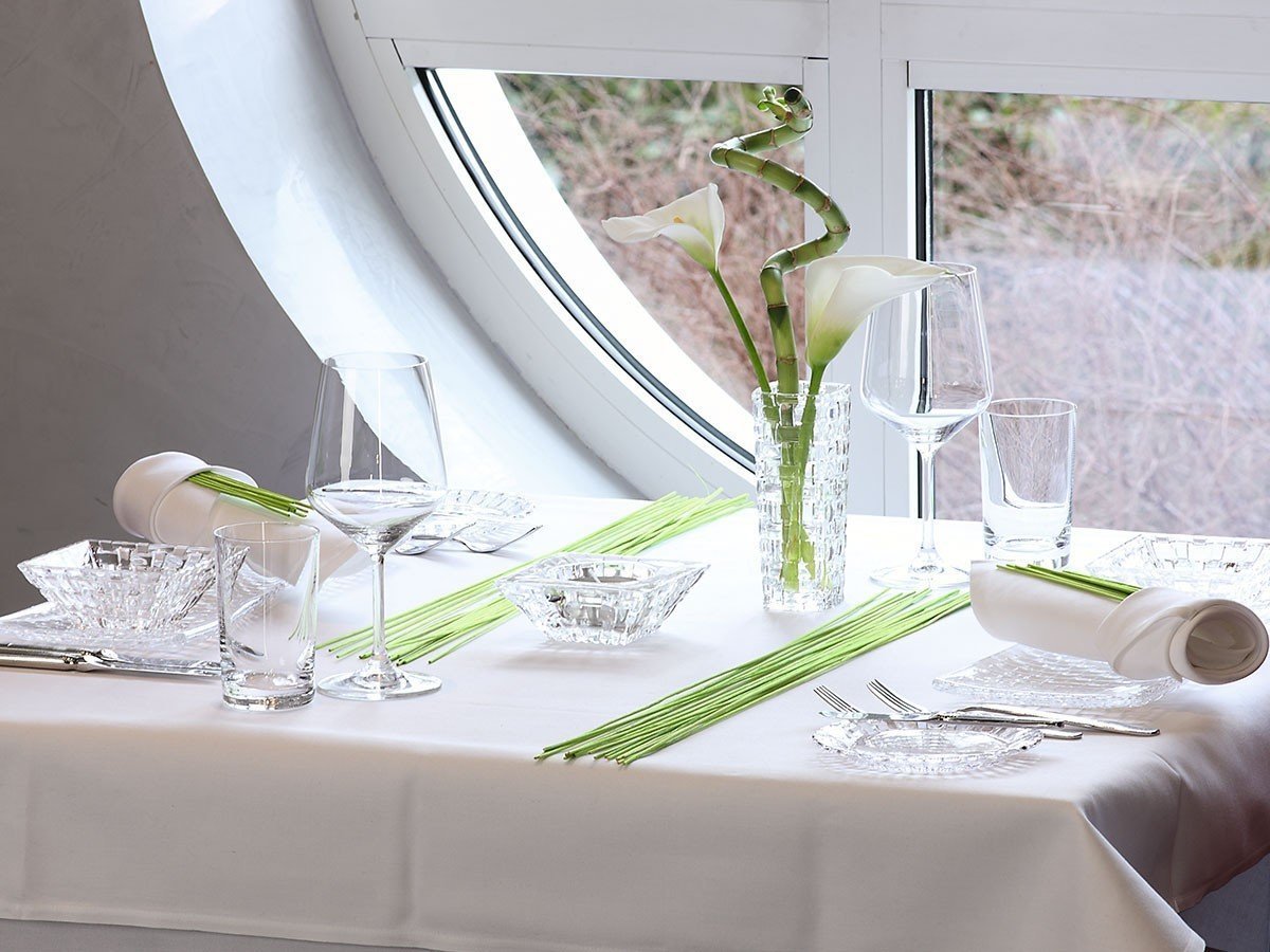 【ナハトマン/Nachtmann / GOODS】のBossa Nova Salad Plate / ボサノバ サラダプレート 23cm 2枚セット インテリア・キッズ・メンズ・レディースファッション・服の通販 founy(ファニー) 　ガラス　Glass, Glassware　コレクション　Collection, Seasonal Line　テーブル　Table, Dining Table　パターン　Pattern, Design Print　プレート　Plate, Dish　モダン　Modern, Contemporary　皿　Plate, Dish　シリーズ参考イメージ|ID: prp329100004947445 ipo3291000000037128799