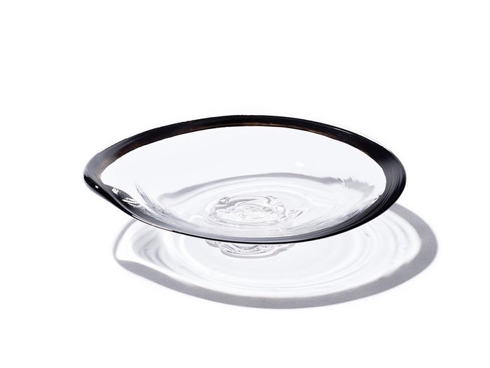 【コチ/COCHI / GOODS】のENISHI PLATE S SUKE - KUROURUSHI / 縁 プレート S(透け黒漆) インテリア・キッズ・メンズ・レディースファッション・服の通販 founy(ファニー) https://founy.com/ アクセサリー Fashion Accessories ガラス Glass, Glassware グラス Glass, Eyewear 皿 Plate, Dish テーブル Table, Dining Table プレート Plate, Dish 送料無料 Free Shipping 卒業式 Graduation Ceremony |ID: prp329100004947491 ipo3291000000037129003