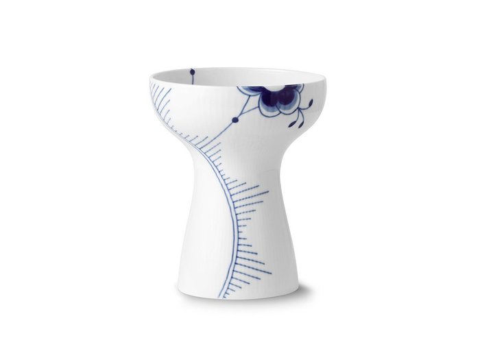 【ロイヤル コペンハーゲン/Royal Copenhagen / GOODS】のBlue Fluted Mega Open Vase / ブルーフルーテッド メガ オープンベース 19cm インテリア・キッズ・メンズ・レディースファッション・服の通販 founy(ファニー) https://founy.com/ 送料無料 Free Shipping クラシック Classic, Timeless Style コレクション Collection, Seasonal Line テーブル Table, Dining Table ハンド Hand, Handmade パターン Pattern, Design Print フォルム Silhouette, Form フラワー Flower, Floral モダン Modern, Contemporary モチーフ Motif, Design Theme 人気 Popular, Best Seller 手描き Hand-Drawn, Illustrated ホーム・キャンプ・アウトドア・お取り寄せ Home Living / Home & Lifestyle / Camping Gear / Outdoor Camping 家具・インテリア Home Furniture & Interior. Stylish & Functional Living Spaces その他 インテリア雑貨、家具 Home Decor & Furniture Extras |ID: prp329100004947805 ipo3291000000037130369