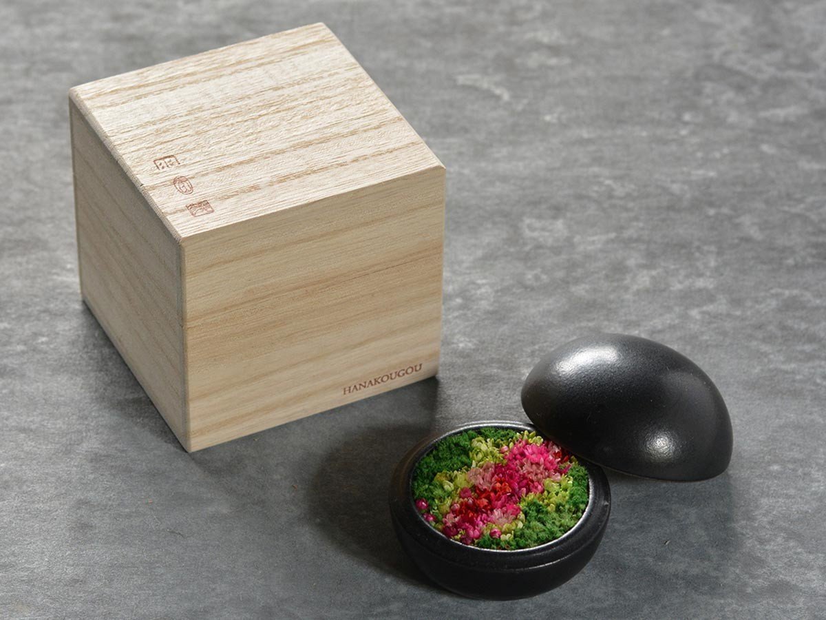 【雨/Ame / GOODS】の花香合 - hanakougo - / 花香合 愁風 インテリア・キッズ・メンズ・レディースファッション・服の通販 founy(ファニー) 　送料無料　Free Shipping　オイル　Body Oil　ホーム・キャンプ・アウトドア・お取り寄せ　Home Living / Home & Lifestyle / Camping Gear / Outdoor Camping　家具・インテリア　Home Furniture & Interior. Stylish & Functional Living Spaces　その他 インテリア雑貨、家具　Home Decor & Furniture Extras　香り(アロマオイル)の付属有無をお選びいただけます。セット内容:花香合 単品|ID: prp329100004947936 ipo3291000000037131074