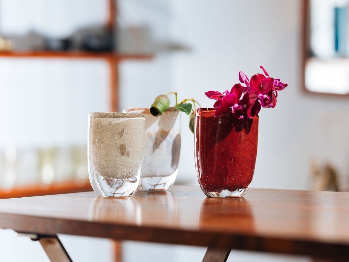 【ヘンリーディーン/Henry Dean / GOODS】のV.Julien XS / V.ジュリアン XS(スタンダードカラー) インテリア・キッズ・メンズ・レディースファッション・服の通販 founy(ファニー) 　ガラス　Glass, Glassware　コンパクト　Compact, Small Size　スタンダード　Standard, Basic　ハンド　Hand, Handmade　フラワー　Flower, Floral　ランダム　Random, Irregular　ホーム・キャンプ・アウトドア・お取り寄せ　Home Living / Home & Lifestyle / Camping Gear / Outdoor Camping　家具・インテリア　Home Furniture & Interior. Stylish & Functional Living Spaces　その他 インテリア雑貨、家具　Home Decor & Furniture Extras　左・右:掲載外カラー、中央:コルゾ|ID: prp329100004948088 ipo3291000000037132005