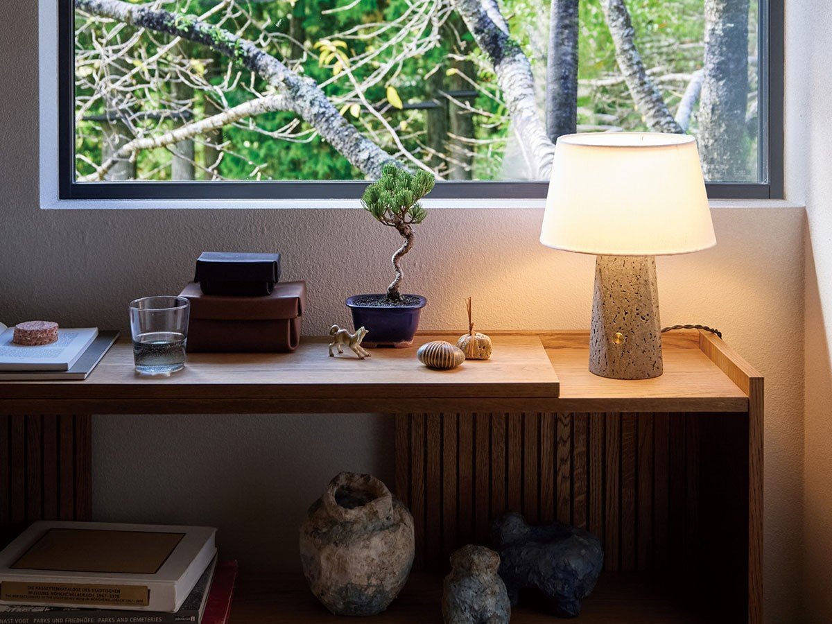 【フライミーパーラー/FLYMEe Parlor / GOODS】のTable Lamp / テーブルランプ #122664 インテリア・キッズ・メンズ・レディースファッション・服の通販 founy(ファニー) 　送料無料　Free Shipping　テーブル　Table, Dining Table　デスク　Desk, Work Desk　リラックス　Relax, Relaxed Fit　ホーム・キャンプ・アウトドア・お取り寄せ　Home Living / Home & Lifestyle / Camping Gear / Outdoor Camping　家具・インテリア　Home Furniture & Interior. Stylish & Functional Living Spaces　ライト・照明　Lamps & Lighting Fixtures　デスクライト・卓上照明　Desk Lamp / Table Lamp / Study Light　ブラック|ID: prp329100004956429 ipo3291000000037190152