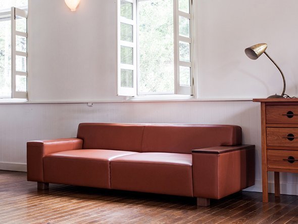 【フランネルソファ/FLANNEL SOFA / GOODS】のBRICK 2.5P SOFA / ブリック 2.5人掛けソファ インテリア・キッズ・メンズ・レディースファッション・服の通販 founy(ファニー) 　オイル　Body Oil　スタイリッシュ　Stylish, Fashionable　スプリング　Spring, Spring Collection　フォルム　Silhouette, Form　ホーム・キャンプ・アウトドア・お取り寄せ　Home Living / Home & Lifestyle / Camping Gear / Outdoor Camping　家具・インテリア　Home Furniture & Interior. Stylish & Functional Living Spaces　ソファー　Couches & Sofas　|ID: prp329100004956433 ipo3291000000037190177