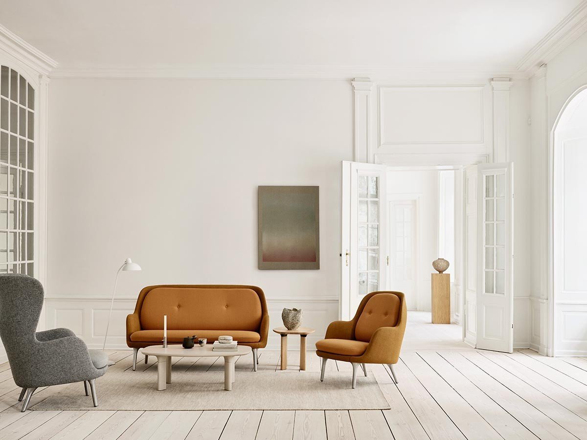 【フリッツ ハンセン/FRITZ HANSEN / GOODS】のFRI / フリ ソファ サテン仕上げアルミ製レッグ JH140 インテリア・キッズ・メンズ・レディースファッション・服の通販 founy(ファウニー) 　クッション　Cushion, Throw Pillow　サテン　Satin, Glossy Fabric　フレーム　Frame, Outline　モダン　Modern, Contemporary　ホーム・キャンプ・アウトドア・お取り寄せ　Home Living / Home & Lifestyle / Camping Gear / Outdoor Camping　家具・インテリア　Home Furniture & Interior. Stylish & Functional Living Spaces　その他 インテリア雑貨、家具　Home Decor & Furniture Extras　フレーム張地:リミックス 422 ゴールデンオークル(カテゴリー1)、クッション張地:ヴィダー 04|ID: prp329100004963486 ipo3291000000037241980