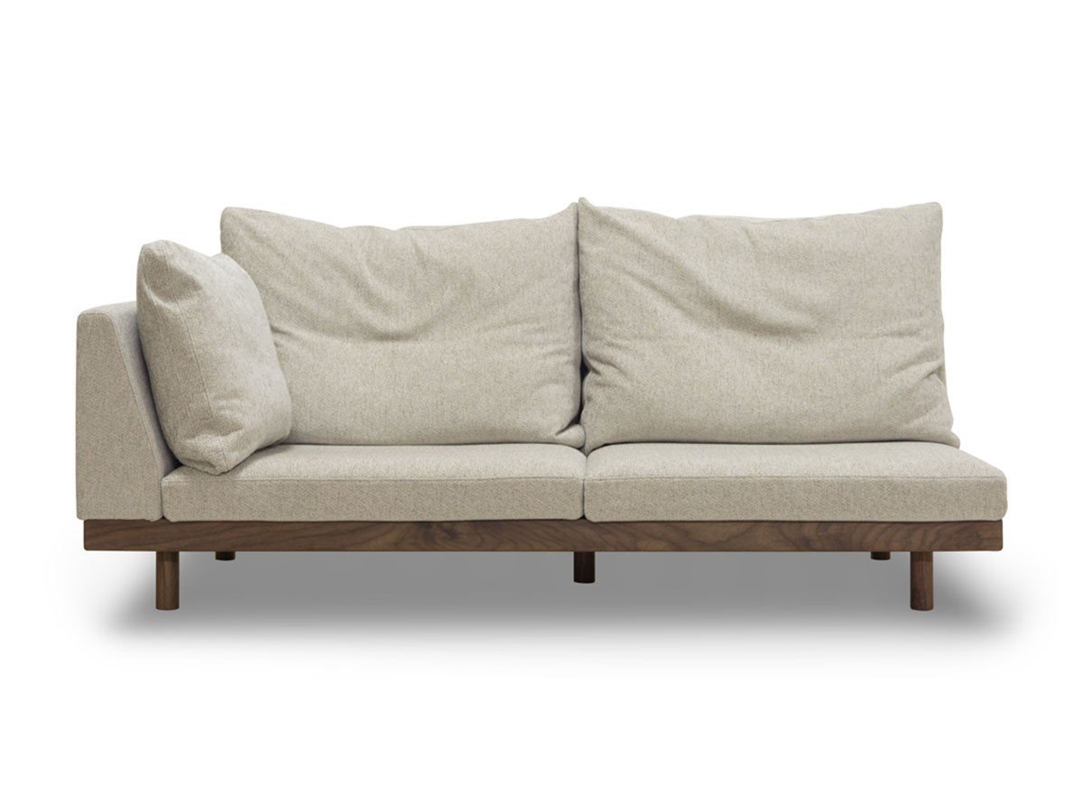 【マスターウォール/MASTERWAL / GOODS】のDANISH GRANDE SOFA / デニッシュ グランデ ソファ シングルアーム 3シーター199 インテリア・キッズ・メンズ・レディースファッション・服の通販 founy(ファニー) 　クッション　Cushion, Throw Pillow　フェザー　Feather, Feather Detail　ホーム・キャンプ・アウトドア・お取り寄せ　Home Living / Home & Lifestyle / Camping Gear / Outdoor Camping　家具・インテリア　Home Furniture & Interior. Stylish & Functional Living Spaces　ソファー　Couches & Sofas　張地:クスクス TG302 パールグレー(ファブリック4)、フレーム:ウォールナット、アーム位置:右|ID: prp329100004963546 ipo3291000000037242446