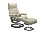 【ストレスレス/Stressless / GOODS】のStressless View Signature / ストレスレス ビュー シグニチャー 大人の最旬トレンドファッション＆コーディネート founy(ファウニー) ウッド Wooden Design エレガント 上品 Elegant クッション Cushion, Throw Pillow シンプル Simple, Minimal スタイリッシュ Stylish, Fashionable スプリング Spring, Spring Collection フィット Fit, Slim Fit フレーム Frame, Outline 冬 Winter / This Winter おすすめ Recommended / Our Picks ホーム・キャンプ・アウトドア・お取り寄せ Home Living / Home & Lifestyle / Camping Gear / Outdoor Camping 家具・インテリア Home Furniture & Interior. Stylish & Functional Living Spaces チェア・椅子 Seating & Chairs リクライニングチェア・くつろぎチェア Recliner Chair thumbnail ライトグレー / ウェンゲ|ID: prp329100004967680 ipo3291000000037260560