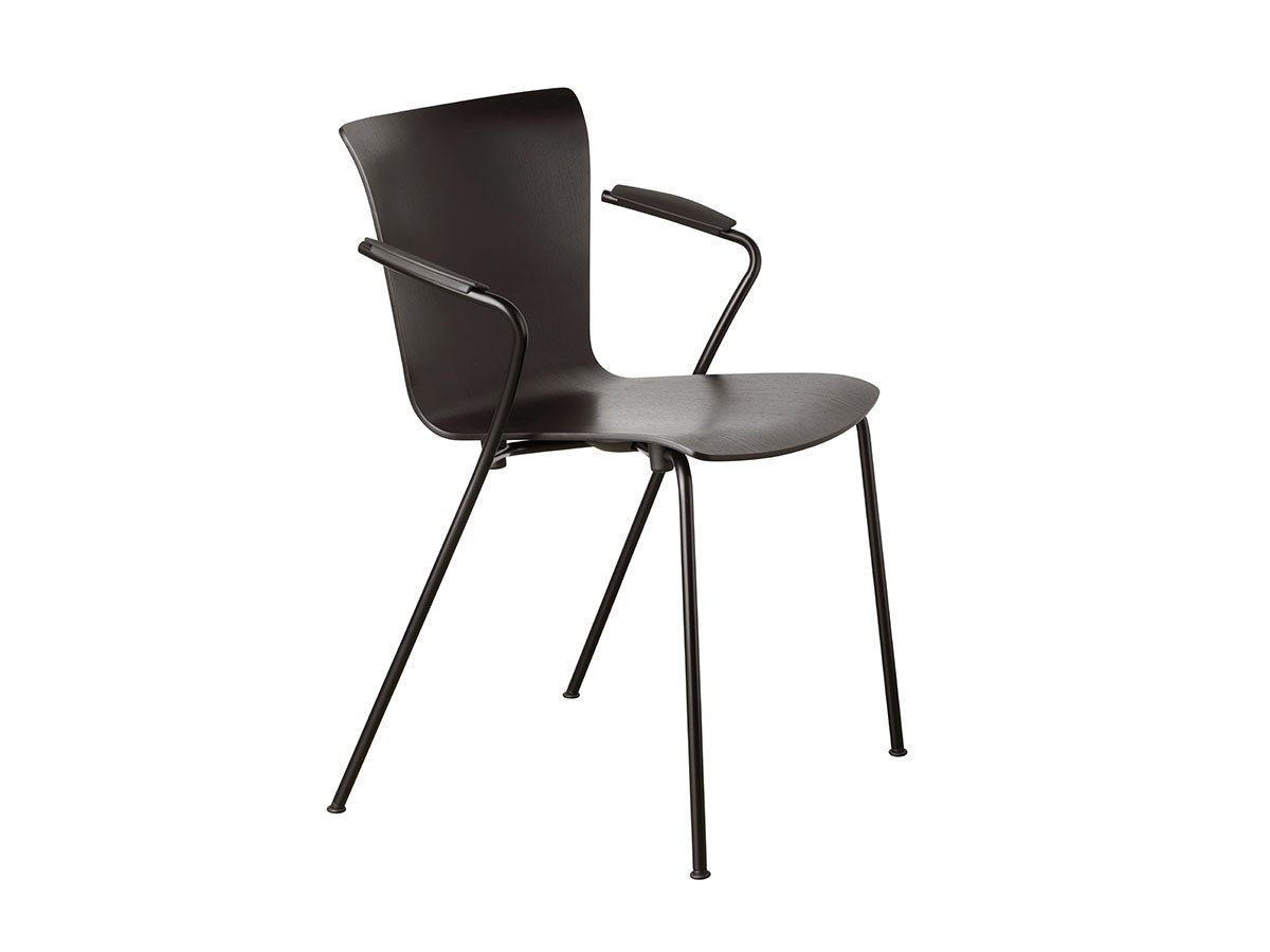 【フリッツ ハンセン/FRITZ HANSEN / GOODS】のVICO DUO / ヴィコデュオ アームチェア VM111 インテリア・キッズ・メンズ・レディースファッション・服の通販 founy(ファウニー) 　送料無料　Free Shipping　シンプル　Simple, Minimal　バランス　Balance, Style Balance　フォルム　Silhouette, Form　ホーム・キャンプ・アウトドア・お取り寄せ　Home Living / Home & Lifestyle / Camping Gear / Outdoor Camping　家具・インテリア　Home Furniture & Interior. Stylish & Functional Living Spaces　チェア・椅子　Seating & Chairs　ダイニングチェア・木製チェア　Dining Chairs　ホーム・キャンプ・アウトドア・お取り寄せ　Home Living / Home & Lifestyle / Camping Gear / Outdoor Camping　家具・インテリア　Home Furniture & Interior. Stylish & Functional Living Spaces　チェア・椅子　Seating & Chairs　アームチェア・アクセントチェア　Armchairs & Accent Chairs　シェル:カラードアッシュ / ブラック、フレーム:ブラック粉体塗装仕上|ID: prp329100004967690 ipo3291000000037260592