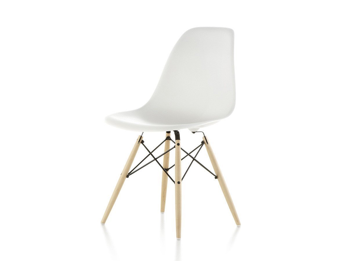 【ハーマンミラー/Herman Miller / GOODS】のEames Molded Plastic Side Shell Chair / イームズ プラスチックサイドシェルチェア ダウェルベース メープル脚 DSW. BK UL / DSW. 91 UL / DSW. 47 UL 大人の最旬トレンドファッション＆コーディネート founy(ファウニー) 　シンプル　Simple, Minimal　人気　Popular, Best Seller　フォルム　Silhouette, Form　ホーム・キャンプ・アウトドア・お取り寄せ　Home Living / Home & Lifestyle / Camping Gear / Outdoor Camping　家具・インテリア　Home Furniture & Interior. Stylish & Functional Living Spaces　チェア・椅子　Seating & Chairs　ダイニングチェア・木製チェア　Dining Chairs　 other-1|ID: prp329100004968052 ipo3291000000037261872