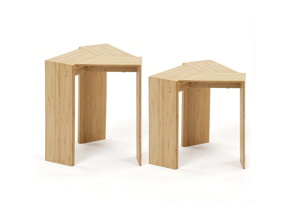 【テオリ/TEORI / GOODS】のTRIANGLE STOOL / 三角 スツール 小 インテリア・キッズ・メンズ・レディースファッション・服の通販 founy(ファニー) 　オイル　Body Oil　コンパクト　Compact, Small Size　抗菌　Antibacterial, Bacteria-Resistant　テーブル　Table, Dining Table　送料無料　Free Shipping　ホーム・キャンプ・アウトドア・お取り寄せ　Home Living / Home & Lifestyle / Camping Gear / Outdoor Camping　家具・インテリア　Home Furniture & Interior. Stylish & Functional Living Spaces　チェア・椅子　Seating & Chairs　スツール・バースツール　Stools & Bar Stools　ホーム・キャンプ・アウトドア・お取り寄せ　Home Living / Home & Lifestyle / Camping Gear / Outdoor Camping　家具・インテリア　Home Furniture & Interior. Stylish & Functional Living Spaces　テーブル　Dining, Coffee & Side Tables　サイドテーブル・ナイトテーブル　Side & End Tables　2サイズ展開です。左:大、右:小(本商品)|ID: prp329100004968232 ipo3291000000037262476