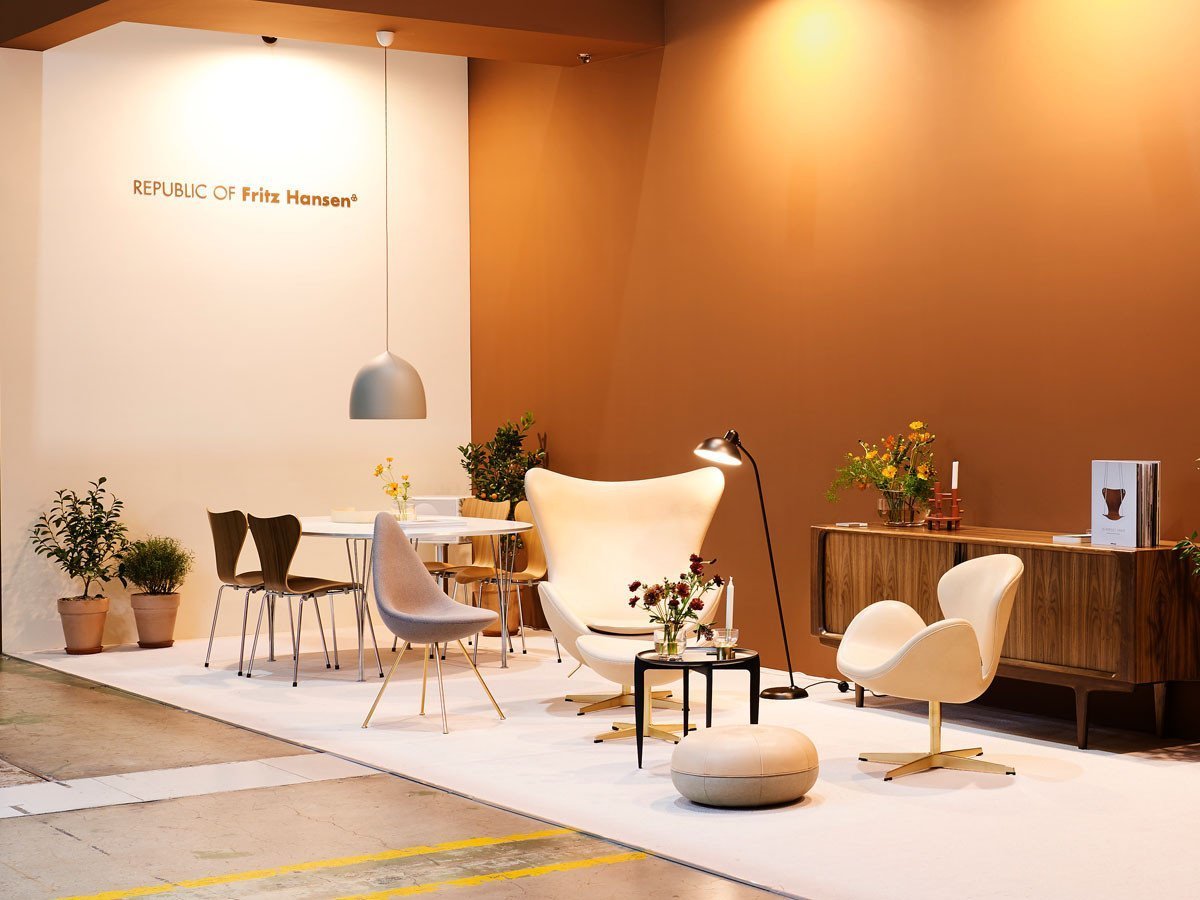 【フリッツ ハンセン/FRITZ HANSEN / GOODS】のDROP / ドロップ フルパディングチェア 3110 インテリア・キッズ・メンズ・レディースファッション・服の通販 founy(ファニー) 　ドロップ　Drop Shoulder, Dropped Style　ファブリック　Fabric, Textile　フェルト　Felt, Felt Fabric　送料無料　Free Shipping　おすすめ　Recommended / Our Picks　ホーム・キャンプ・アウトドア・お取り寄せ　Home Living / Home & Lifestyle / Camping Gear / Outdoor Camping　家具・インテリア　Home Furniture & Interior. Stylish & Functional Living Spaces　チェア・椅子　Seating & Chairs　ダイニングチェア・木製チェア　Dining Chairs　参考イメージ|ID: prp329100004968234 ipo3291000000037262492