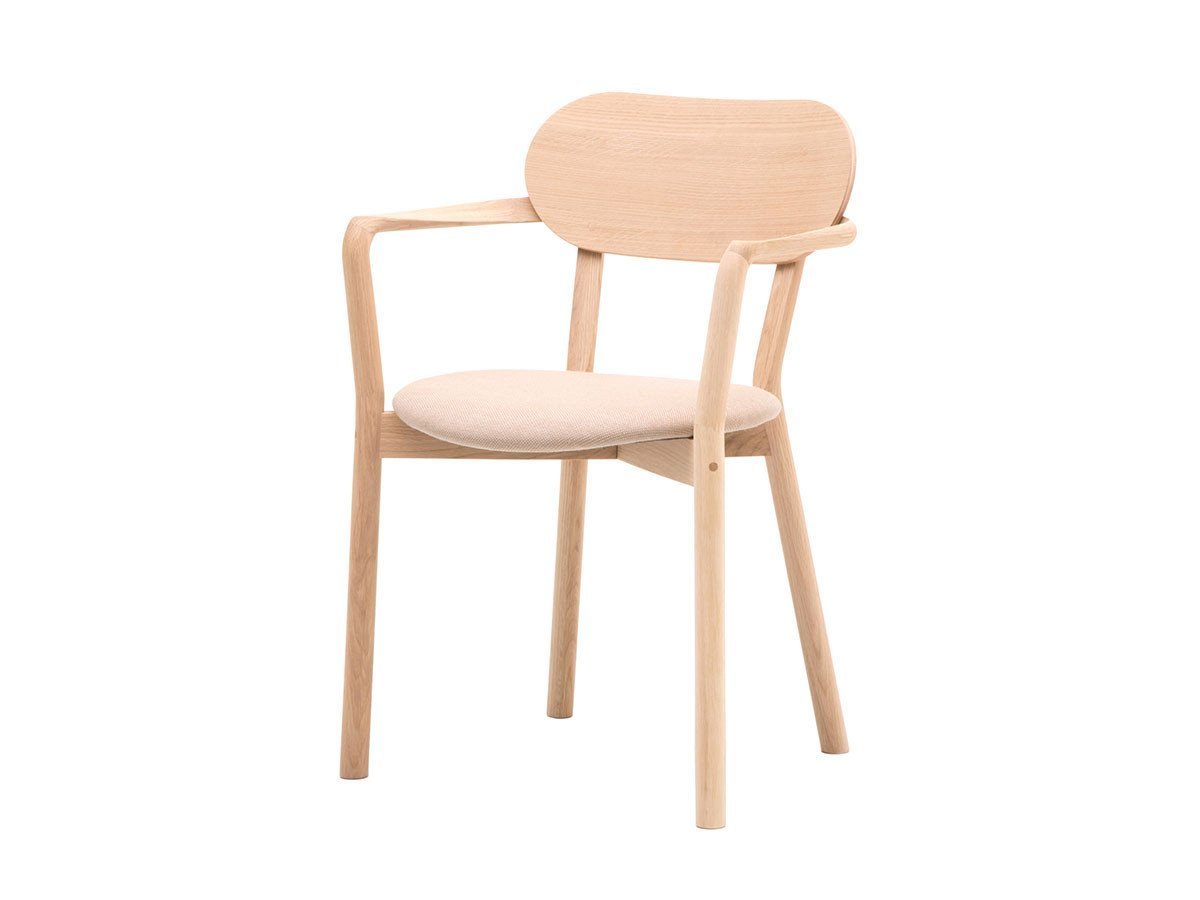 【カリモクニュースタンダード/KARIMOKU NEW STANDARD】のCASTOR ARMCHAIR PLUS PAD / キャストール アームチェア プラス パッド インテリア・キッズ・メンズ・レディースファッション・服の通販 founy(ファウニー) 　送料無料　Free Shipping　定番　Standard, Basic Item　ホーム・キャンプ・アウトドア・お取り寄せ　Home Living / Home & Lifestyle / Camping Gear / Outdoor Camping　家具・インテリア　Home Furniture & Interior. Stylish & Functional Living Spaces　チェア・椅子　Seating & Chairs　ダイニングチェア・木製チェア　Dining Chairs　ホーム・キャンプ・アウトドア・お取り寄せ　Home Living / Home & Lifestyle / Camping Gear / Outdoor Camping　家具・インテリア　Home Furniture & Interior. Stylish & Functional Living Spaces　チェア・椅子　Seating & Chairs　アームチェア・アクセントチェア　Armchairs & Accent Chairs　ピュアオーク|ID: prp329100004968262 ipo3291000000037262585