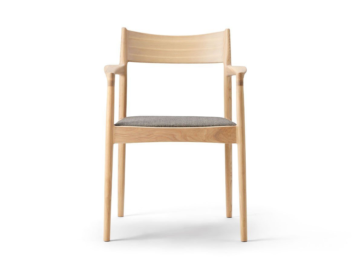 【マイルストーン/milestone / GOODS】のARM CHAIR TYPE.1 / アームチェア タイプ1 インテリア・キッズ・メンズ・レディースファッション・服の通販 founy(ファニー) 　送料無料　Free Shipping　クッション　Cushion, Throw Pillow　コレクション　Collection, Seasonal Line　シンプル　Simple, Minimal　ファブリック　Fabric, Textile　フレーム　Frame, Outline　ホーム・キャンプ・アウトドア・お取り寄せ　Home Living / Home & Lifestyle / Camping Gear / Outdoor Camping　家具・インテリア　Home Furniture & Interior. Stylish & Functional Living Spaces　チェア・椅子　Seating & Chairs　ダイニングチェア・木製チェア　Dining Chairs　ホーム・キャンプ・アウトドア・お取り寄せ　Home Living / Home & Lifestyle / Camping Gear / Outdoor Camping　家具・インテリア　Home Furniture & Interior. Stylish & Functional Living Spaces　チェア・椅子　Seating & Chairs　アームチェア・アクセントチェア　Armchairs & Accent Chairs　フレームナチュラル、張地:ファブリック N5(基本色)|ID: prp329100004968377 ipo3291000000037262930