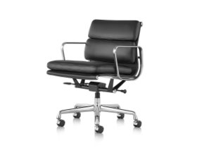 【ハーマンミラー/Herman Miller / GOODS】 Eames Soft Pad Group Chair Management Chair / イームズ ソフトパッドグループチェア マネジメントチェア大人の最旬トレンドファッション＆コーディネート founy(ファウニー) クッション Cushion, Throw Pillow クラシック Classic, Timeless Style 軽量 Lightweight, Ultra Light フレーム Frame, Outline おすすめ Recommended / Our Picks ホーム・キャンプ・アウトドア・お取り寄せ Home Living / Home & Lifestyle / Camping Gear / Outdoor Camping 家具・インテリア Home Furniture & Interior. Stylish & Functional Living Spaces チェア・椅子 Seating & Chairs オフィスチェア・在宅ワーク用チェア Office & Desk Chairs |ID:prp329100004968453
