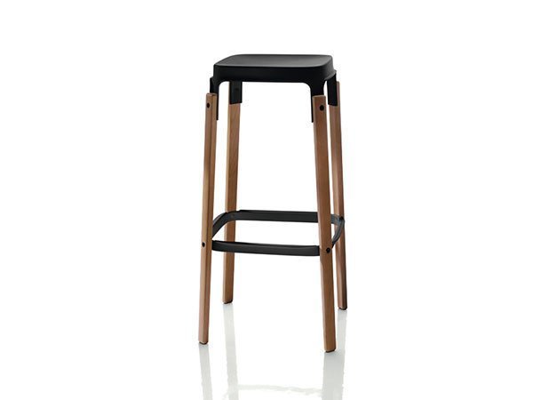 【マジス/MAGIS / GOODS】のSTEELWOOD STOOL / スティールウッド スツール インテリア・キッズ・メンズ・レディースファッション・服の通販 founy(ファウニー) 　送料無料　Free Shipping　ウッド　Wooden Design　ホーム・キャンプ・アウトドア・お取り寄せ　Home Living / Home & Lifestyle / Camping Gear / Outdoor Camping　家具・インテリア　Home Furniture & Interior. Stylish & Functional Living Spaces　チェア・椅子　Seating & Chairs　スツール・バースツール　Stools & Bar Stools　ホーム・キャンプ・アウトドア・お取り寄せ　Home Living / Home & Lifestyle / Camping Gear / Outdoor Camping　家具・インテリア　Home Furniture & Interior. Stylish & Functional Living Spaces　チェア・椅子　Seating & Chairs　カウンターチェア・ハイチェア　Bar Stools / High Stools　ウォルナット × ブラック|ID: prp329100004968684 ipo3291000000037263982
