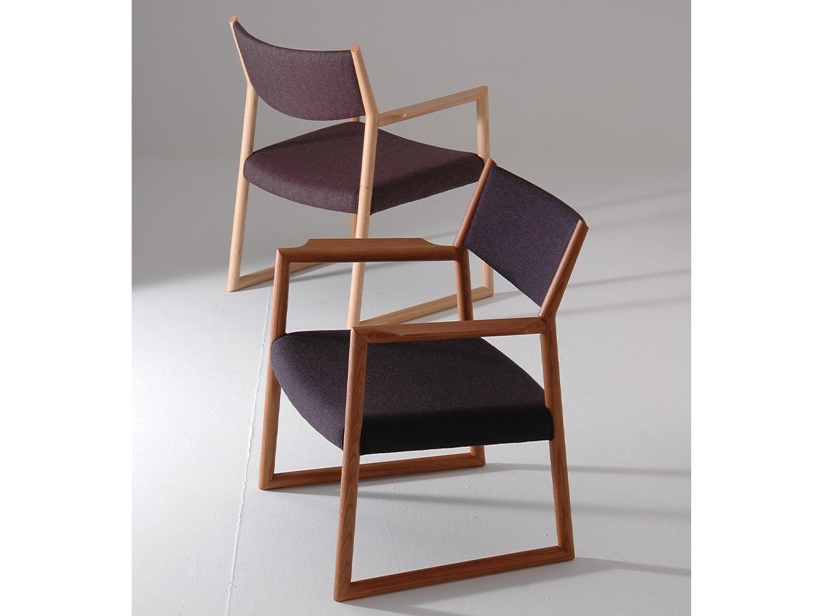 【日進木工/NISSHIN MOKKOU / GOODS】のSLOW Living Dining Armchair / スロウ リビングダイニング アームチェア インテリア・キッズ・メンズ・レディースファッション・服の通販 founy(ファウニー) 　送料無料　Free Shipping　軽量　Lightweight, Ultra Light　ホーム・キャンプ・アウトドア・お取り寄せ　Home Living / Home & Lifestyle / Camping Gear / Outdoor Camping　家具・インテリア　Home Furniture & Interior. Stylish & Functional Living Spaces　チェア・椅子　Seating & Chairs　ダイニングチェア・木製チェア　Dining Chairs　ホーム・キャンプ・アウトドア・お取り寄せ　Home Living / Home & Lifestyle / Camping Gear / Outdoor Camping　家具・インテリア　Home Furniture & Interior. Stylish & Functional Living Spaces　チェア・椅子　Seating & Chairs　アームチェア・アクセントチェア　Armchairs & Accent Chairs　ホーム・キャンプ・アウトドア・お取り寄せ　Home Living / Home & Lifestyle / Camping Gear / Outdoor Camping　家具・インテリア　Home Furniture & Interior. Stylish & Functional Living Spaces　チェア・椅子　Seating & Chairs　ローチェア・和風座椅子　Floor & Low Chairs　奥:本商品、手前:ローリビングダイニング アームチェア|ID: prp329100004968824 ipo3291000000037264466