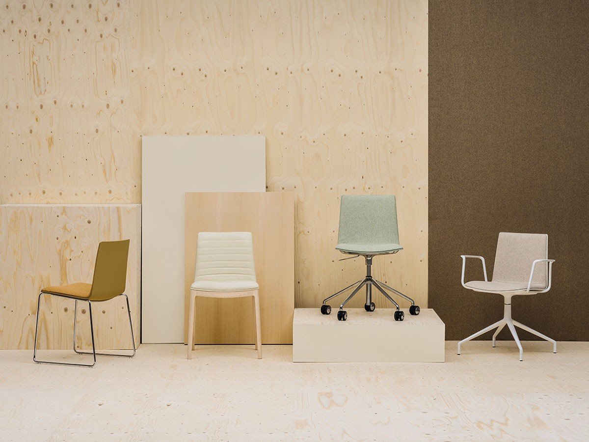 【アンドリュー ワールド/Andreu World / GOODS】のFlex High Back Armchair Thermo-polymer Shell / フレックス ハイバック SO1644 アームチェア 回転式スターベース(サーモポリマーシェル) インテリア・キッズ・メンズ・レディースファッション・服の通販 founy(ファウニー) 　イタリア　Italy　エレガント 上品　Elegant　シェイプ　Shape, Slim Fit　シンプル　Simple, Minimal　フィット　Fit, Slim Fit　モチーフ　Motif, Design Theme　ワーク　Workwear, Utility Style　送料無料　Free Shipping　おすすめ　Recommended / Our Picks　ホーム・キャンプ・アウトドア・お取り寄せ　Home Living / Home & Lifestyle / Camping Gear / Outdoor Camping　家具・インテリア　Home Furniture & Interior. Stylish & Functional Living Spaces　チェア・椅子　Seating & Chairs　ダイニングチェア・木製チェア　Dining Chairs　ホーム・キャンプ・アウトドア・お取り寄せ　Home Living / Home & Lifestyle / Camping Gear / Outdoor Camping　家具・インテリア　Home Furniture & Interior. Stylish & Functional Living Spaces　チェア・椅子　Seating & Chairs　アームチェア・アクセントチェア　Armchairs & Accent Chairs　ホーム・キャンプ・アウトドア・お取り寄せ　Home Living / Home & Lifestyle / Camping Gear / Outdoor Camping　家具・インテリア　Home Furniture & Interior. Stylish & Functional Living Spaces　チェア・椅子　Seating & Chairs　オフィスチェア・在宅ワーク用チェア　Office & Desk Chairs　参考イメージ|ID: prp329100004968889 ipo3291000000037264694