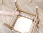 【ノラ/nora / GOODS】のCHARMS DINING CHAIR / チャームス ダイニングチェア 座面を外すことでカバーを取り外すことが出来ます。|ID:prp329100004968927
