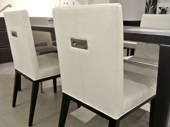 【フライミー ベーシック/FLYMEe BASIC / GOODS】のDINING CHAIR / ダイニングチェア f5897(ダークブラウン脚) インテリア・キッズ・メンズ・レディースファッション・服の通販 founy(ファウニー) 　送料無料　Free Shipping　シルバー　Silver, Metallic Silver　シンプル　Simple, Minimal　ファブリック　Fabric, Textile　ホーム・キャンプ・アウトドア・お取り寄せ　Home Living / Home & Lifestyle / Camping Gear / Outdoor Camping　家具・インテリア　Home Furniture & Interior. Stylish & Functional Living Spaces　チェア・椅子　Seating & Chairs　ダイニングチェア・木製チェア　Dining Chairs　手跡を気にせずお使いいただけるように背面に取手が付いています。|ID: prp329100004969006 ipo3291000000037265370