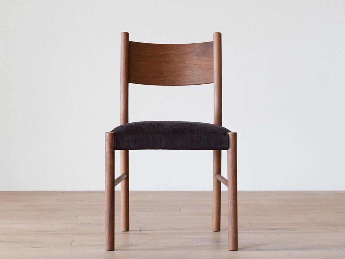 【ヒラシマ/HIRASHIMA / GOODS】のUNICA Side Chair / ウニカ サイドチェア 大人の最旬トレンドファッション＆コーディネート founy(ファウニー) 　ファブリック　Fabric, Textile　フレーム　Frame, Outline　ホーム・キャンプ・アウトドア・お取り寄せ　Home Living / Home & Lifestyle / Camping Gear / Outdoor Camping　家具・インテリア　Home Furniture & Interior. Stylish & Functional Living Spaces　チェア・椅子　Seating & Chairs　ダイニングチェア・木製チェア　Dining Chairs　 other-1|ID: prp329100004969043 ipo3291000000037265708