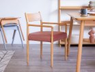【イカサ/IKASAS / GOODS】のSUIPPO ARM CHAIR / スイッポ アームチェア フレーム:オーク、張地:V11|ID: prp329100004969078 ipo3291000000037336523