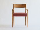 【イカサ/IKASAS / GOODS】のSUIPPO ARM CHAIR / スイッポ アームチェア フレーム:オーク、張地:V11|ID: prp329100004969078 ipo3291000000037336539