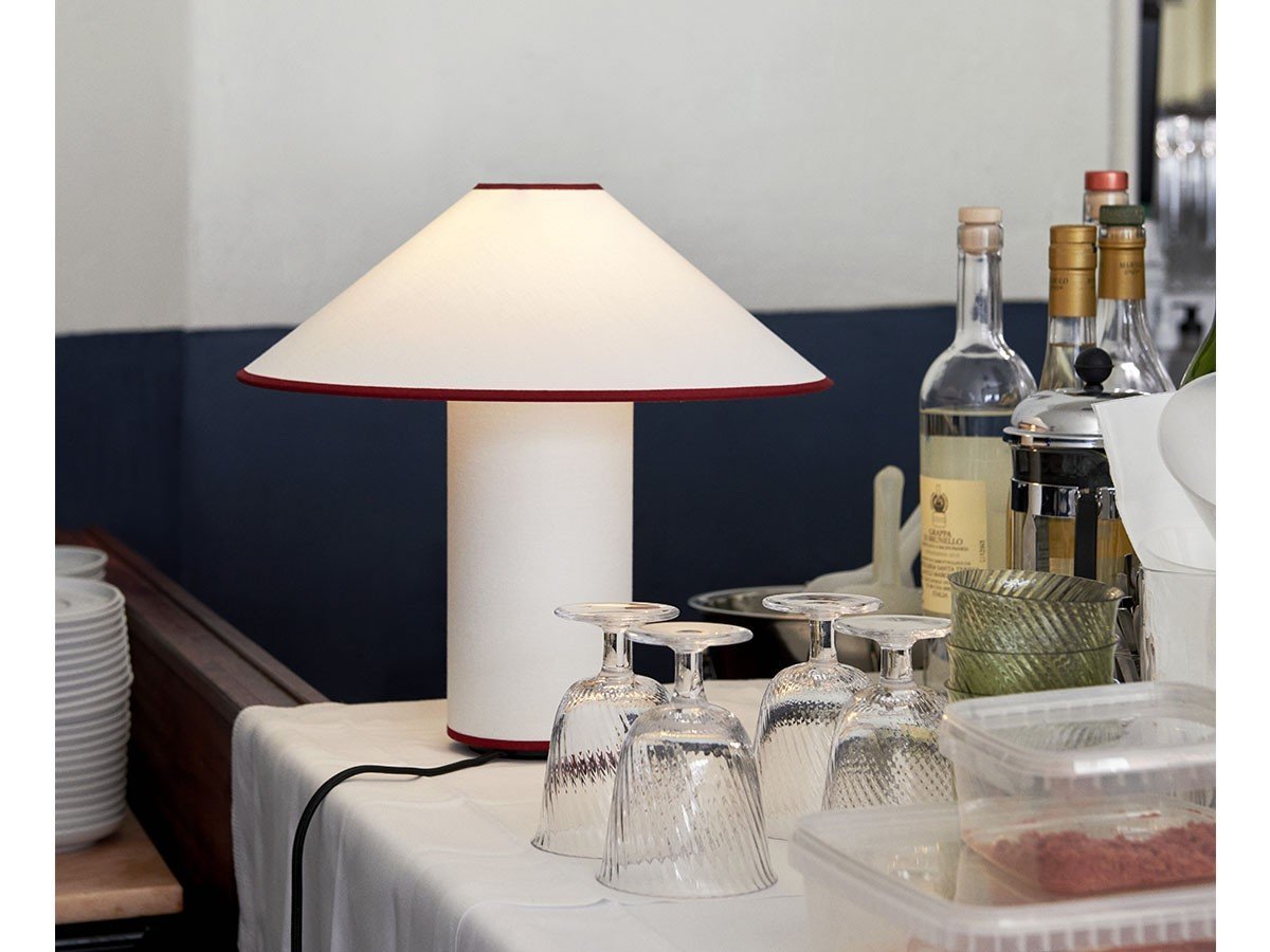 【アンドトラディション/&Tradition / GOODS】のColette Table Light ATD6 / コレット テーブルライト ATD6 インテリア・キッズ・メンズ・レディースファッション・服の通販 founy(ファウニー) 　送料無料　Free Shipping　エレガント 上品　Elegant　テーブル　Table, Dining Table　パイピング　Piping, Trim Design　フランス　France, French　リネン　Linen, Linen Fabric　ホーム・キャンプ・アウトドア・お取り寄せ　Home Living / Home & Lifestyle / Camping Gear / Outdoor Camping　家具・インテリア　Home Furniture & Interior. Stylish & Functional Living Spaces　ライト・照明　Lamps & Lighting Fixtures　デスクライト・卓上照明　Desk Lamp / Table Lamp / Study Light　ホワイト / メルロー|ID: prp329100004969104 ipo3291000000037266183