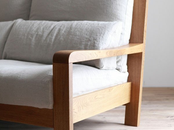 【広松木工/Hiromatsu Furniture / GOODS】のCIELO / シエロ ソファ 182 / 228 インテリア・キッズ・メンズ・レディースファッション・服の通販 founy(ファウニー) 　オイル　Body Oil　クッション　Cushion, Throw Pillow　フレーム　Frame, Outline　ミドル　Middle Length, Mid Height　ラバー　Rubber, Rubber Sole　リラックス　Relax, Relaxed Fit　ホーム・キャンプ・アウトドア・お取り寄せ　Home Living / Home & Lifestyle / Camping Gear / Outdoor Camping　家具・インテリア　Home Furniture & Interior. Stylish & Functional Living Spaces　その他 インテリア雑貨、家具　Home Decor & Furniture Extras　抑揚のある曲線で仕上げられた肘は、独特の触り心地で何とも言えない安心感を感じさせます。このソファでは|ID: prp329100004969205 ipo3291000000037267194