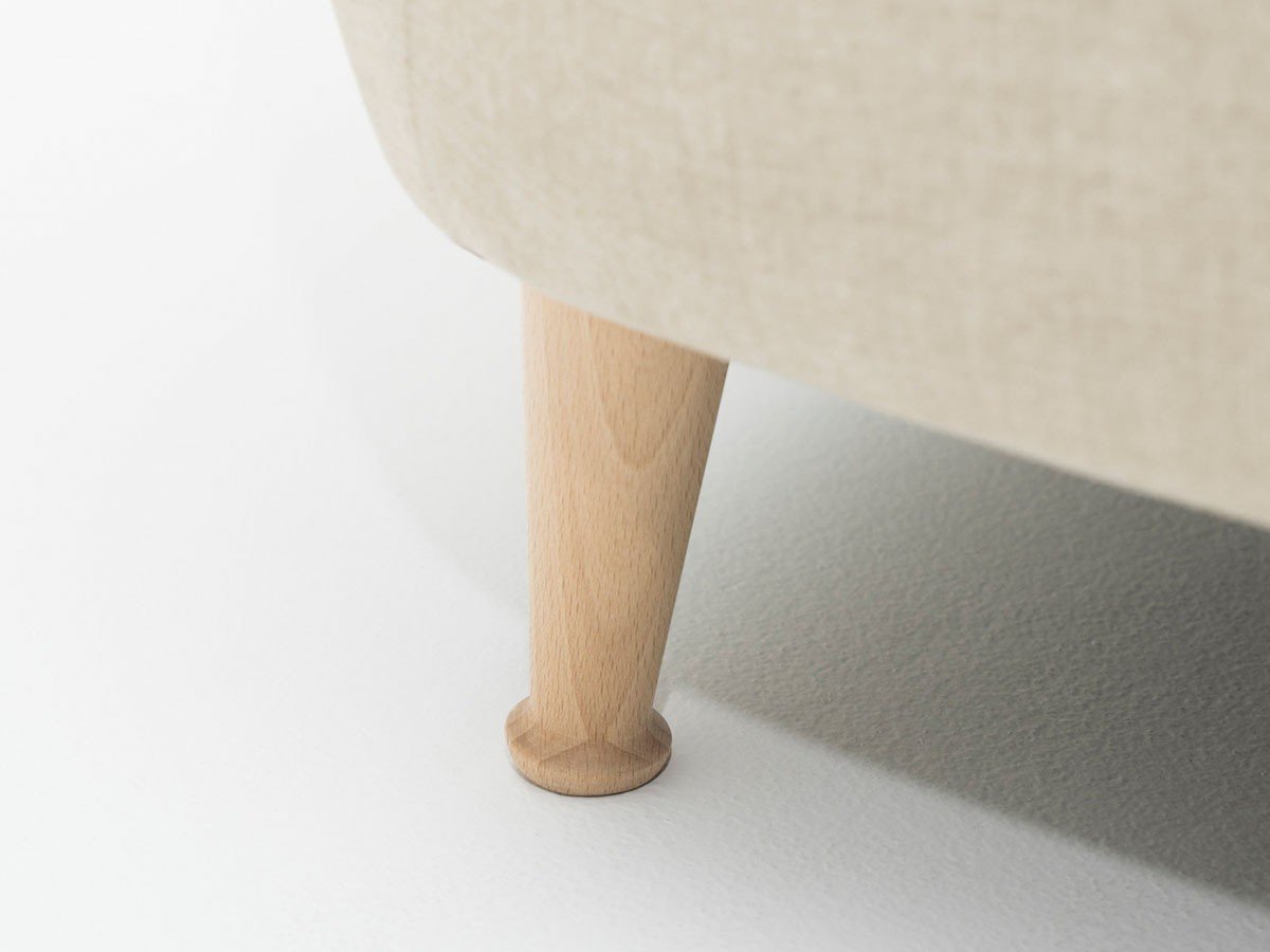 【コンプレックス/COMPLEX / GOODS】のMURANO MIYAKO THREE SEAT SOFA / ムラノ ミヤコ スリーシートソファ インテリア・キッズ・メンズ・レディースファッション・服の通販 founy(ファウニー) 　ホーム・キャンプ・アウトドア・お取り寄せ　Home Living / Home & Lifestyle / Camping Gear / Outdoor Camping　家具・インテリア　Home Furniture & Interior. Stylish & Functional Living Spaces　ソファー　Couches & Sofas　脚部ナチュラル|ID: prp329100004969322 ipo3291000000037267999