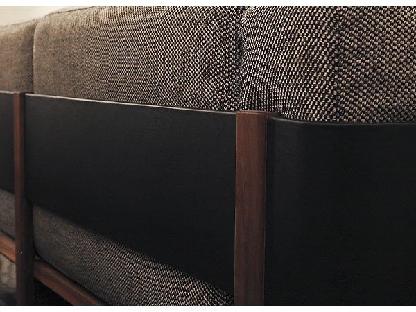 【リアルスタイル/REAL STYLE / GOODS】のARNICA sofa 2P / アルニカ ソファ 2P インテリア・キッズ・メンズ・レディースファッション・服の通販 founy(ファウニー) 　クッション　Cushion, Throw Pillow　フレーム　Frame, Outline　リラックス　Relax, Relaxed Fit　ホーム・キャンプ・アウトドア・お取り寄せ　Home Living / Home & Lifestyle / Camping Gear / Outdoor Camping　家具・インテリア　Home Furniture & Interior. Stylish & Functional Living Spaces　ソファー　Couches & Sofas　フレーム:レザー張り|ID: prp329100004969334 ipo3291000000037268085