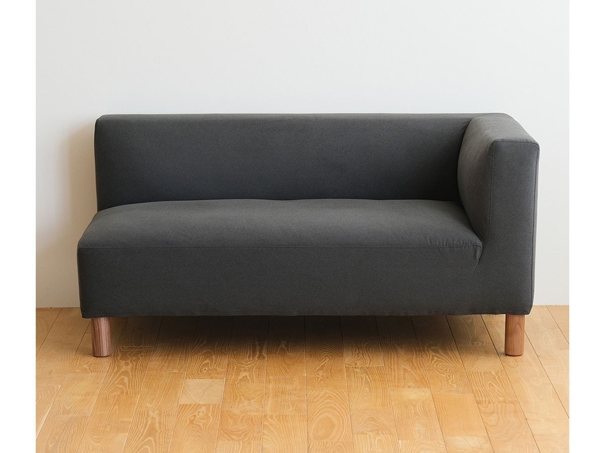 【フライミー ヴェール/FLYMEe vert / GOODS】のCOCCO ONE ARM SOFA / コッコ ワンアームソファ 140 ハイタイプ インテリア・キッズ・メンズ・レディースファッション・服の通販 founy(ファウニー) 　ホーム・キャンプ・アウトドア・お取り寄せ　Home Living / Home & Lifestyle / Camping Gear / Outdoor Camping　家具・インテリア　Home Furniture & Interior. Stylish & Functional Living Spaces　ソファー　Couches & Sofas　張地:ラムース チャコール(ランク4)、アーム位置:左アーム、脚部:ウォールナット|ID: prp329100004969345 ipo3291000000037268162