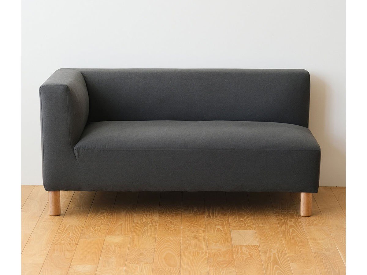 【フライミー ヴェール/FLYMEe vert / GOODS】のCOCCO ONE ARM SOFA / コッコ ワンアームソファ 140 ハイタイプ インテリア・キッズ・メンズ・レディースファッション・服の通販 founy(ファウニー) 　ホーム・キャンプ・アウトドア・お取り寄せ　Home Living / Home & Lifestyle / Camping Gear / Outdoor Camping　家具・インテリア　Home Furniture & Interior. Stylish & Functional Living Spaces　ソファー　Couches & Sofas　張地:ラムース チャコール(ランク4)、アーム位置:右アーム、脚部:オーク|ID: prp329100004969345 ipo3291000000037268164